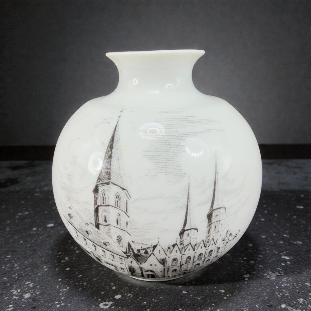 AK‎ Kaiser Kaiserslautern Stiftskirche Fine Porcelain Bud Vase Vessel W Germany